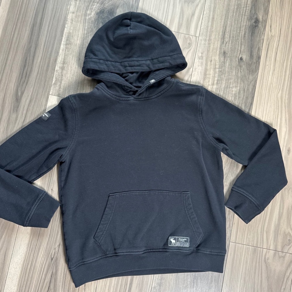 Abercrombie Kids Black Pullover Hoodie Sweatshirt Size 11/12 Logo Patch